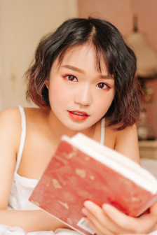 亚精产品一三三菠萝蜜